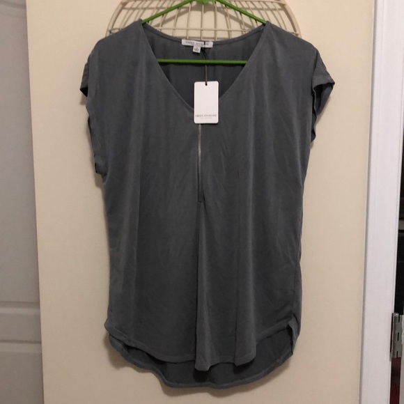 Green Envelope Tops - NWT Green Envelope short sleeved blouse